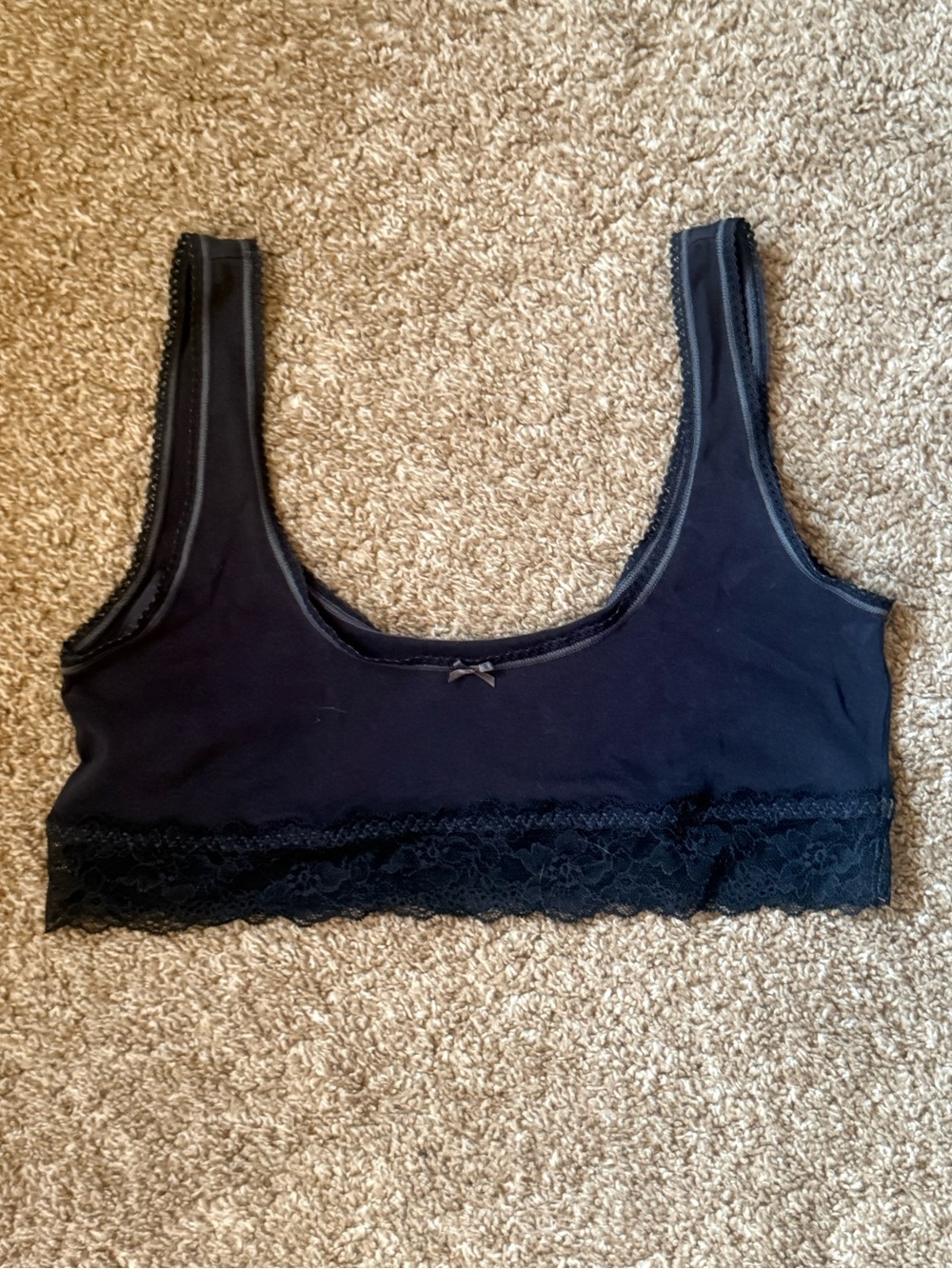 SKIMS Weightless Cotton Lace Scoop Bralette - Picture 3 of 3